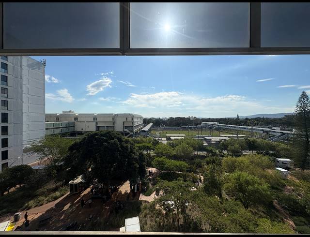 1,462M² OFFICE TO LET IN PINELANDS